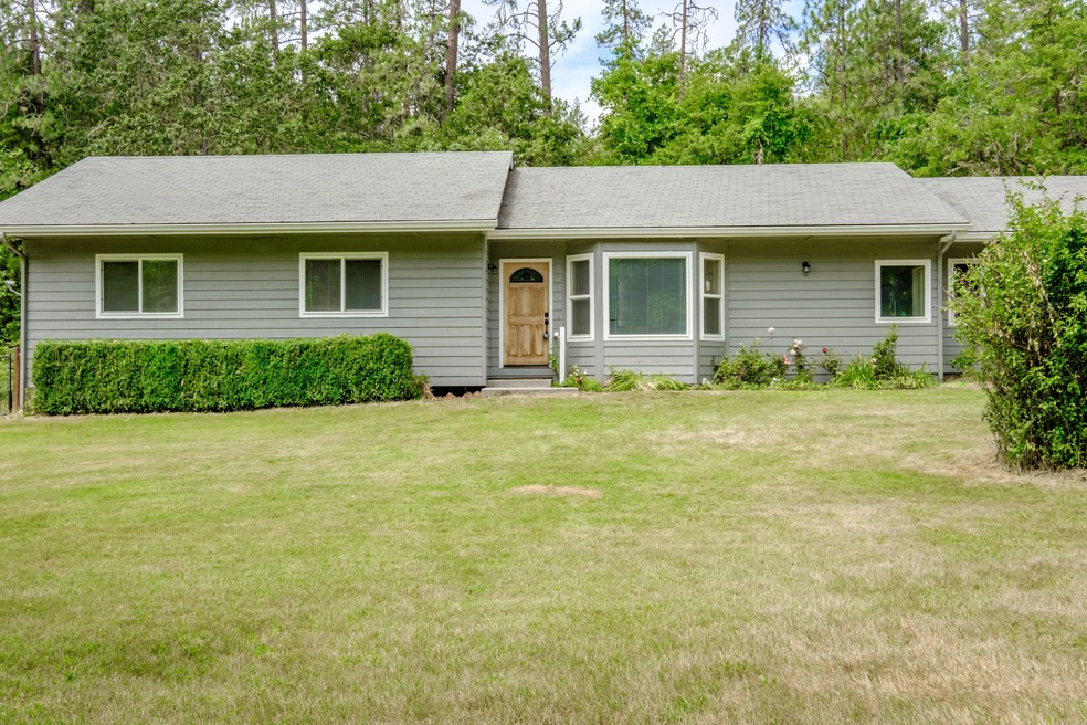 174 N Adeline Way, Merlin, OR 97532 - photo 1