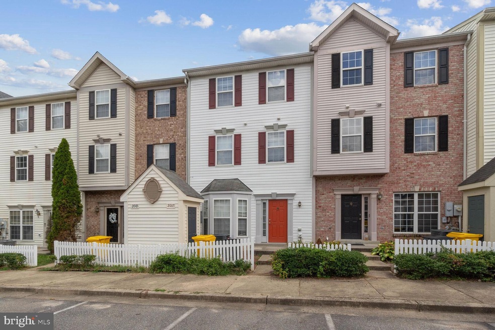 2007 Cooper Point Ct, Odenton, MD 21113 - photo 1