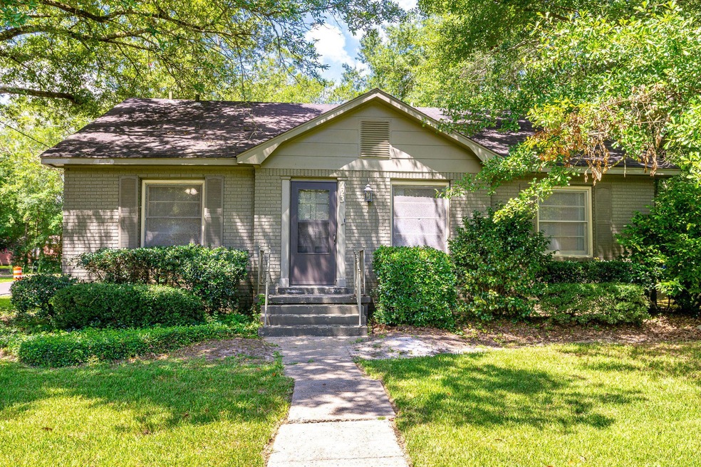 Front of House View 2