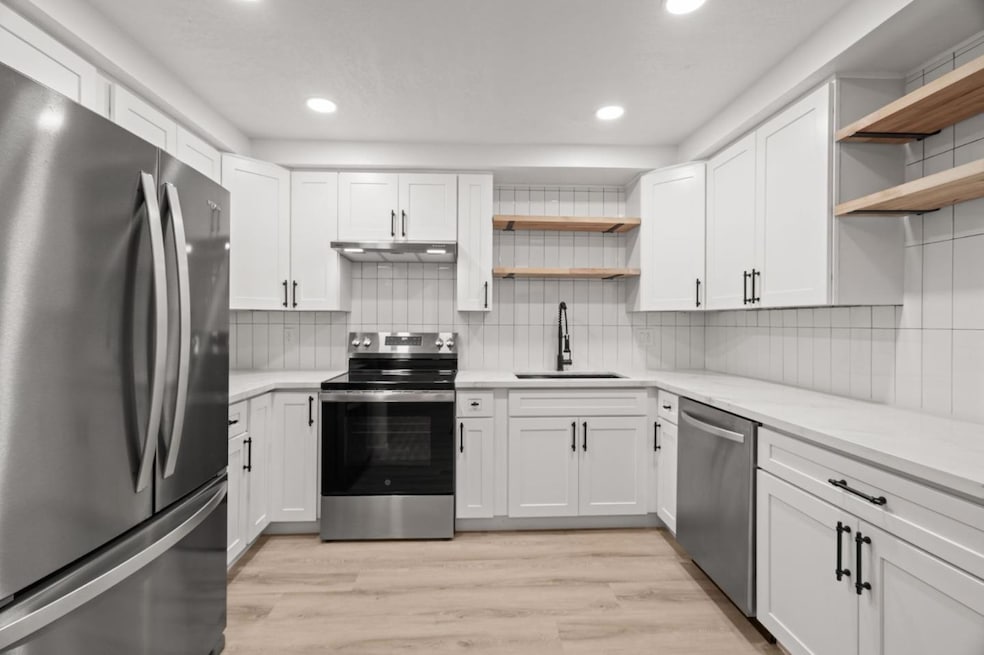 For Sale $775,000 • Co-Listing Agent