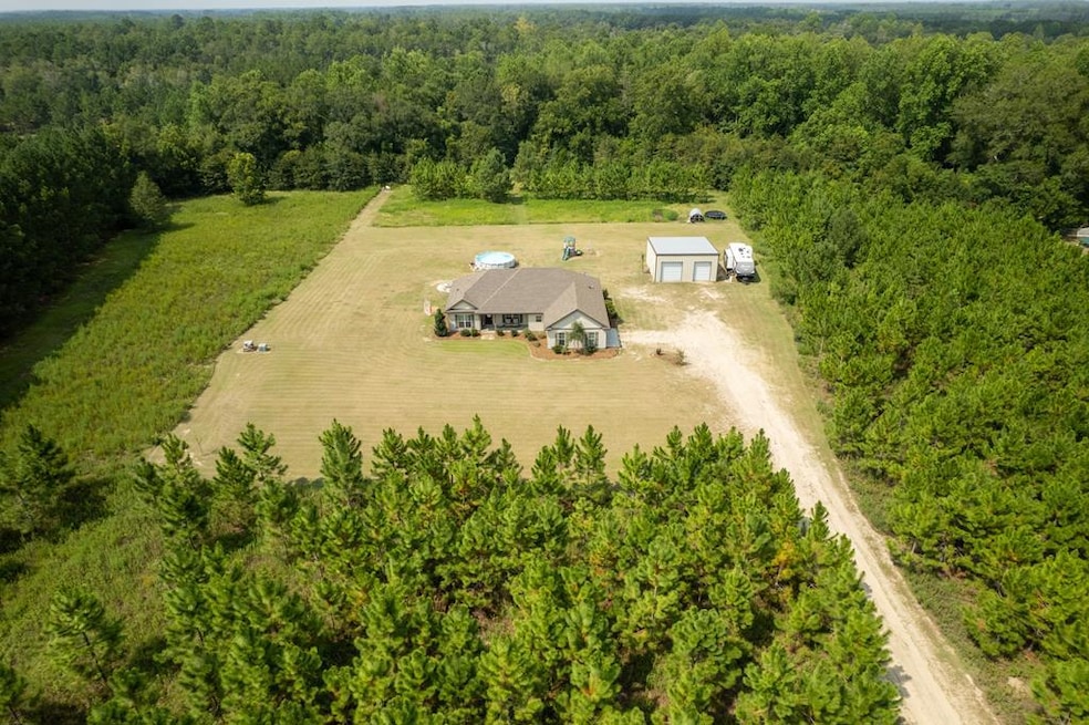 606 Greggs Rd, Adel, GA 31620 - photo 1