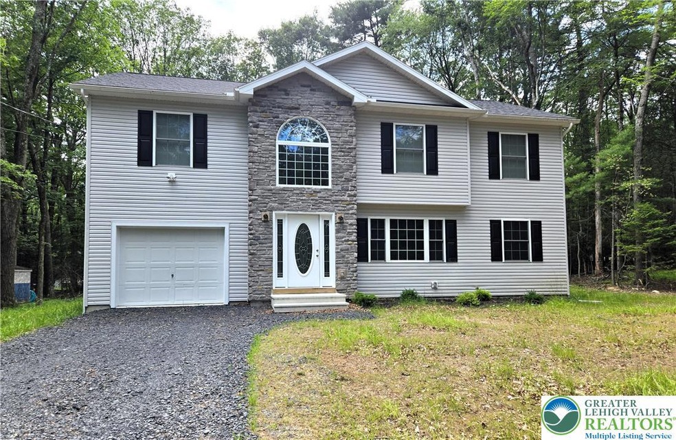 123 Crabapple Ln, Kunkletown, PA 18058 - photo 1