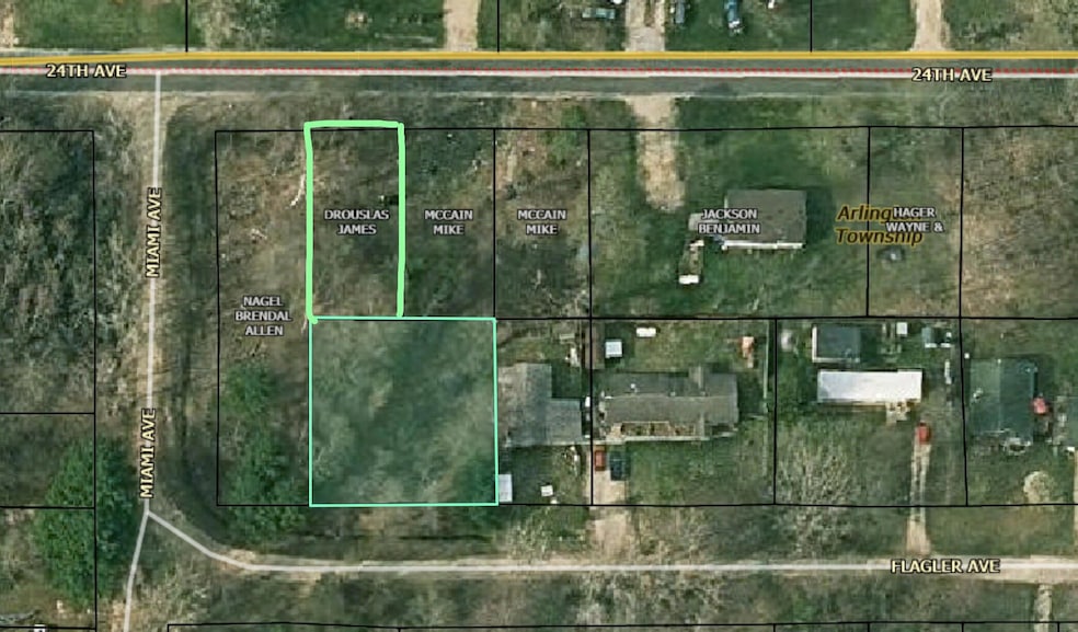 3 Lots total .3 Acres