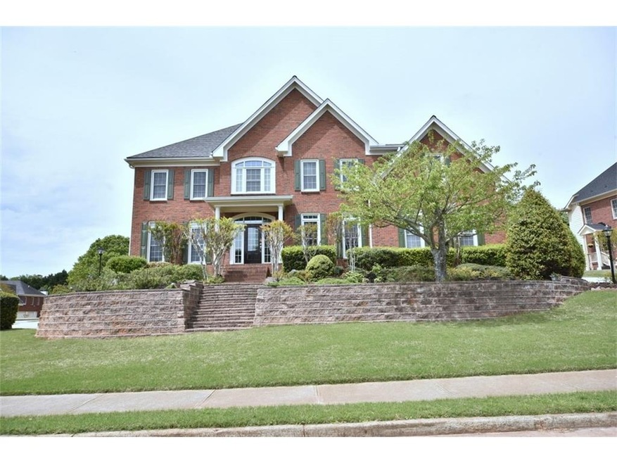 4 sided brick home located on cul de sac w 5 car g