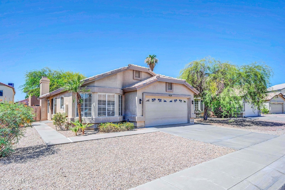 4509 E Silverwood Dr-3
