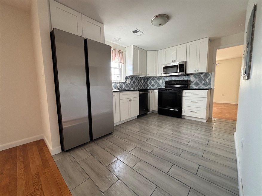 43 Faxon Rd unit 1, Quincy, MA 02171 - photo 1