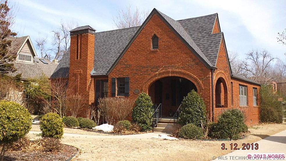 Classic Florence Park Cottage. Full brick, Beautif
