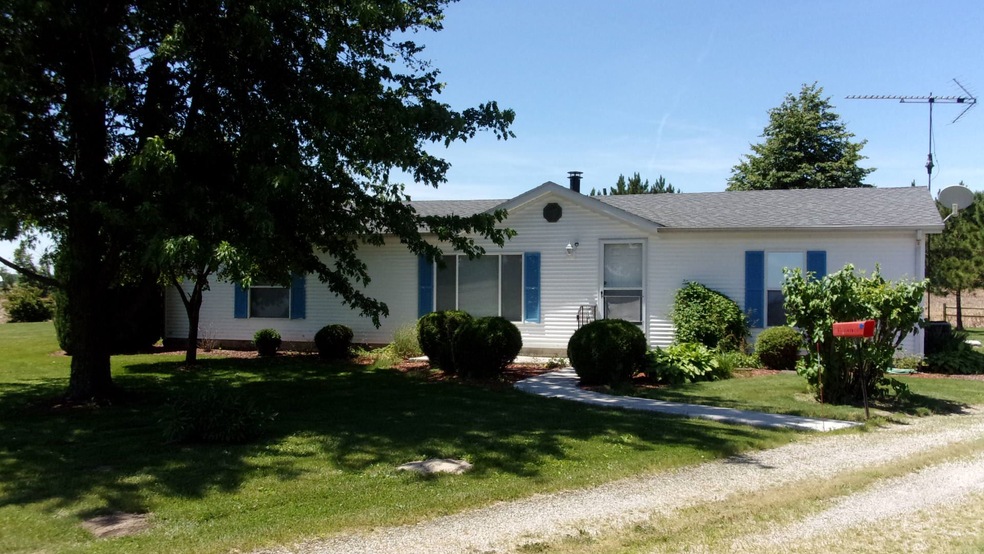8644 S 100 E, Keystone, IN 46759 - photo 1