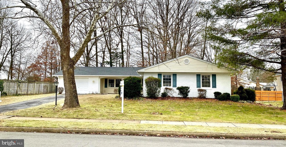 4202 Marble Ln, Fairfax, VA 22033 - photo 1