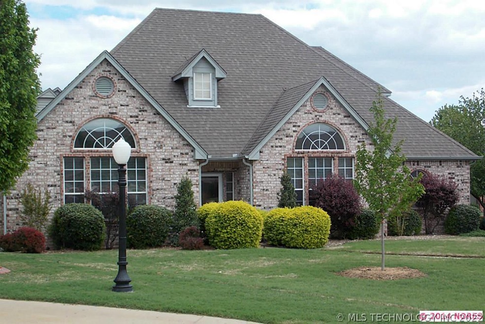Beautiful home located on Bailey Ranch Golf Course