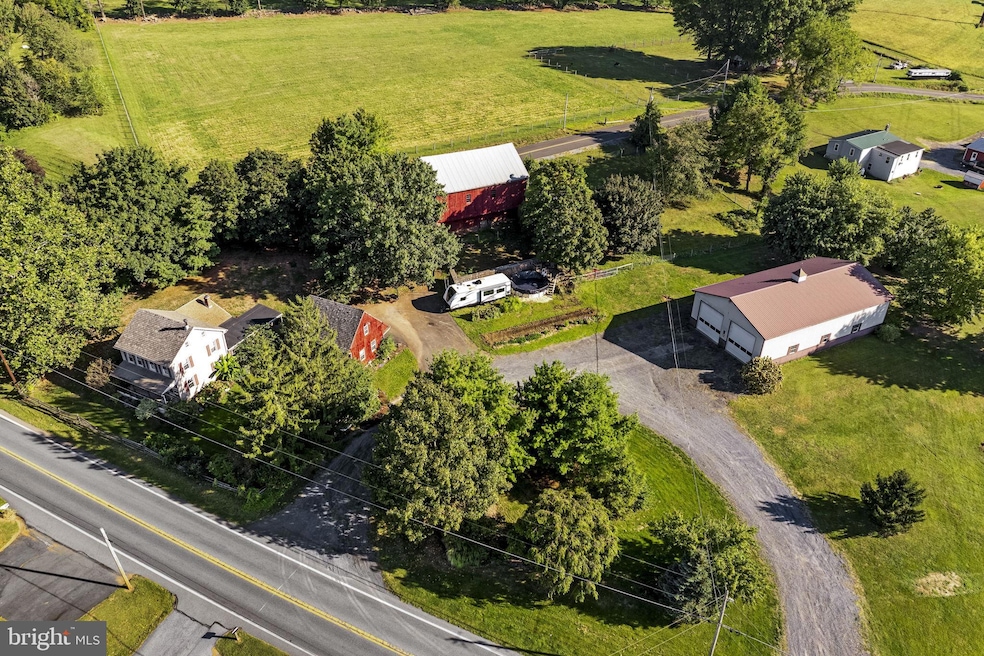 1175 W Swartzville Rd, Reinholds, PA 17569 - photo 1