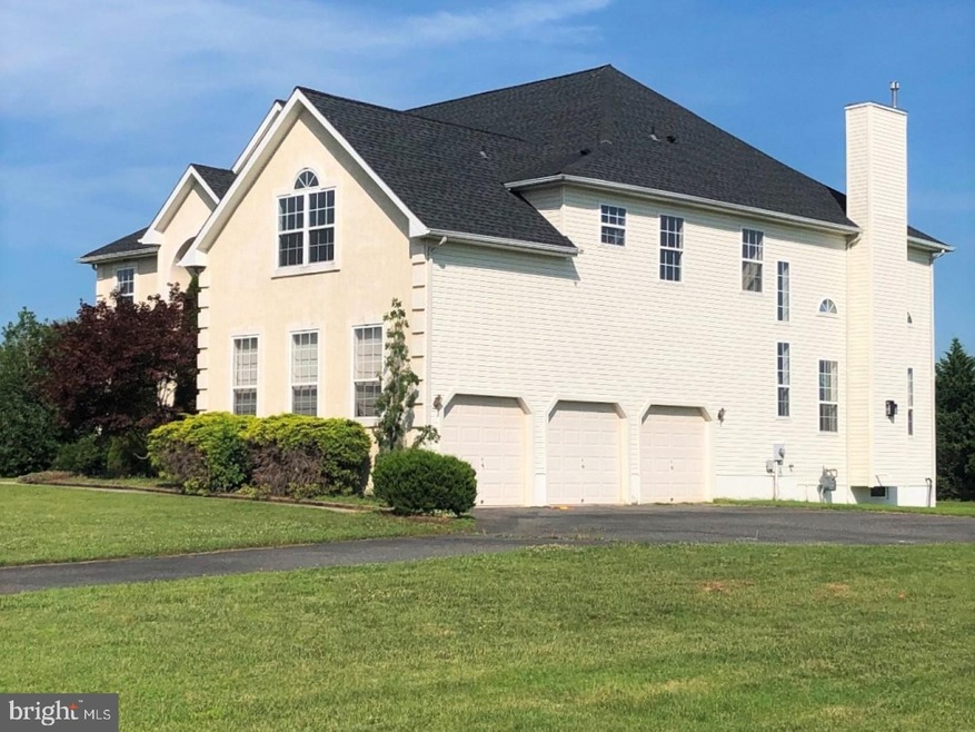 390 Rainey Rd, Swedesboro, NJ 08085 - photo 1