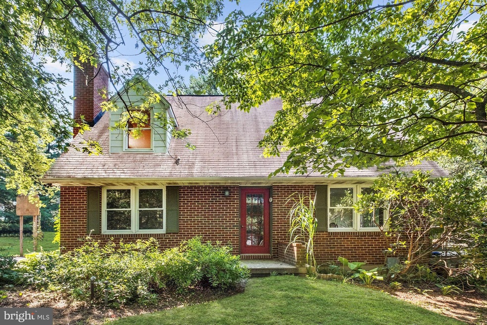 4490 Cherry Tree Ln, Sykesville, MD 21784 - photo 1