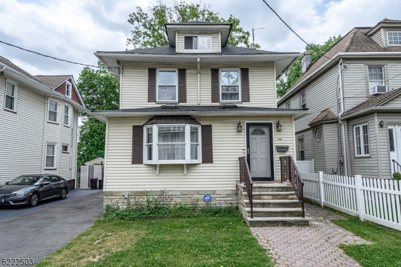 154 E Grant Ave, Roselle Park, NJ 07204- Homes.com