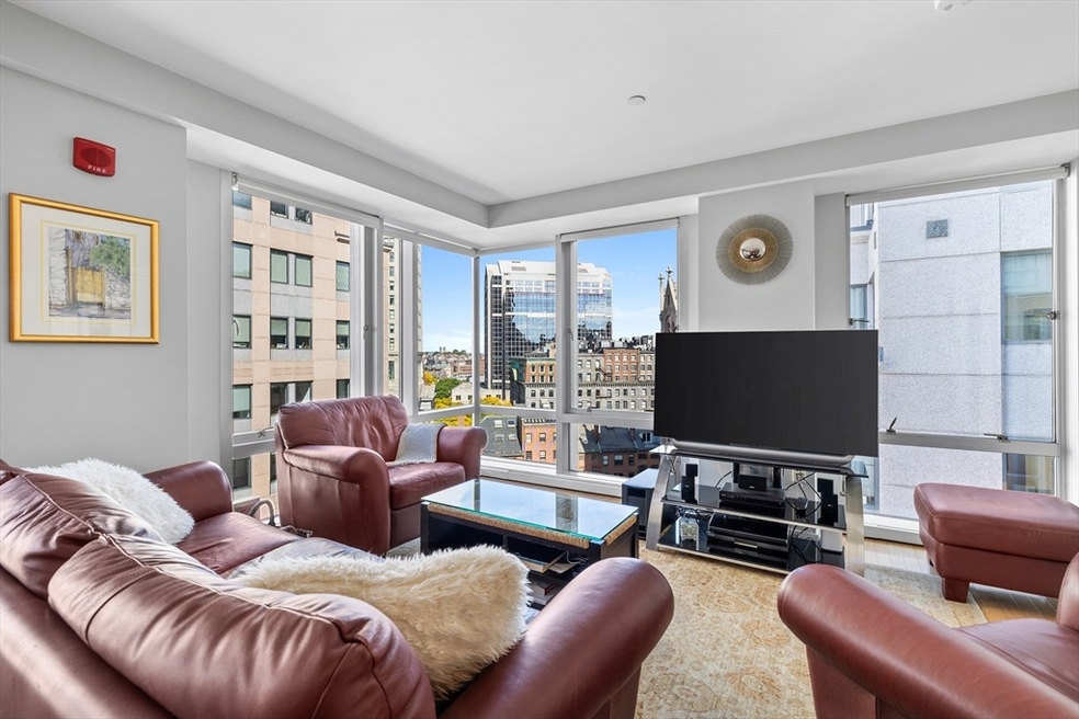 80 Broad St unit 907, Boston, MA 02110 - photo 1