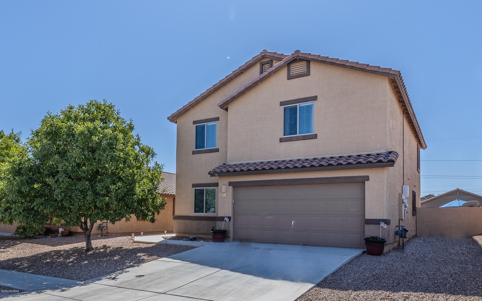 Rancho Sahuarita Beauty