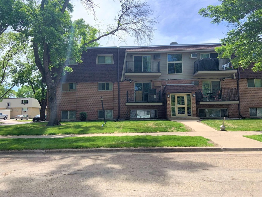 1707 21st Ave S unit 210, Grand Forks, ND 58201 - photo 1