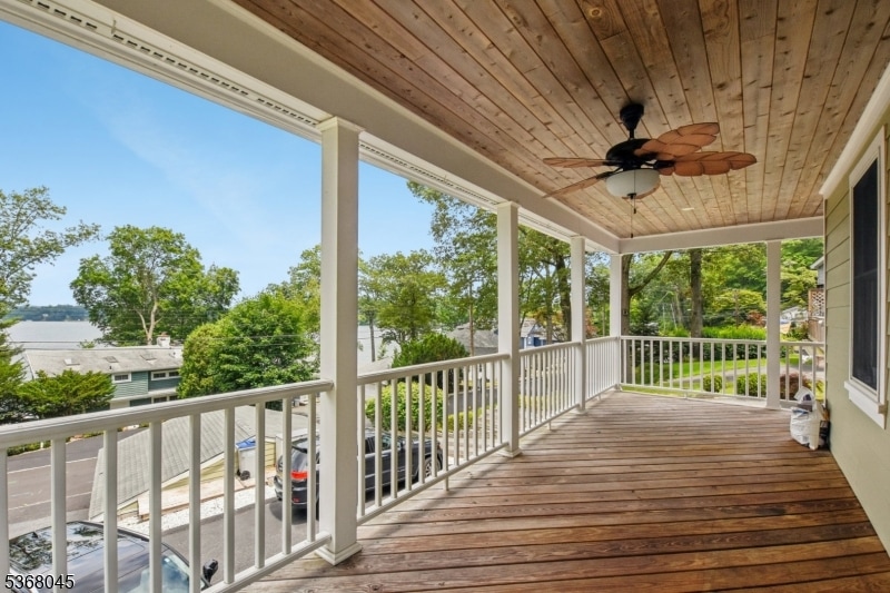 106 Mcgregor Ave, Mount Arlington, NJ 07856 - photo 1