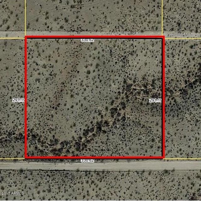 Lot 32 - B