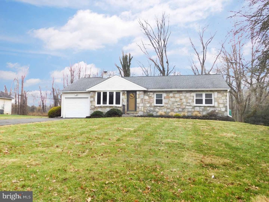 926 Bent Rd, Hatfield, PA 19440 - photo 1