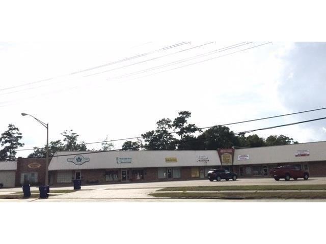 827 Robert Blvd, Slidell, LA 70458 - photo 1