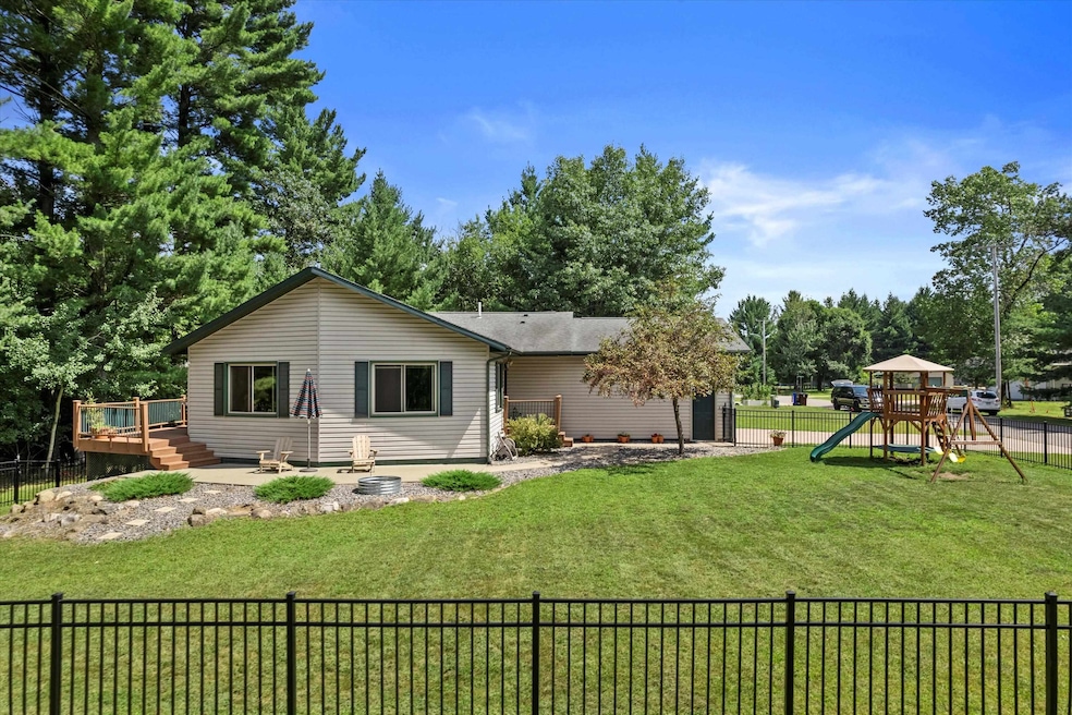 870 W Park St, Adams, WI 53910 - photo 1