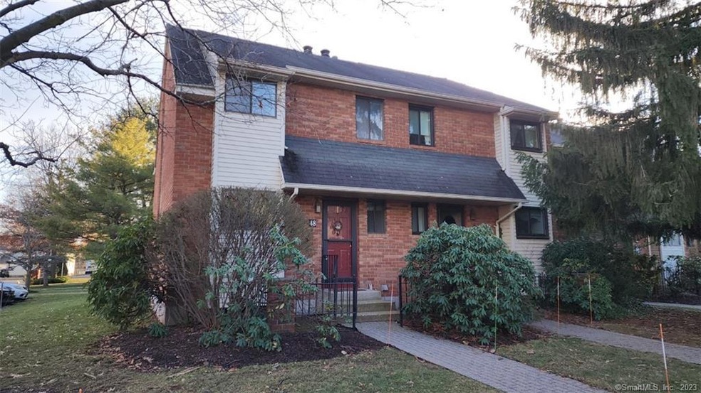 48 Danforth Ln, West Hartford, CT 06110 - photo 1