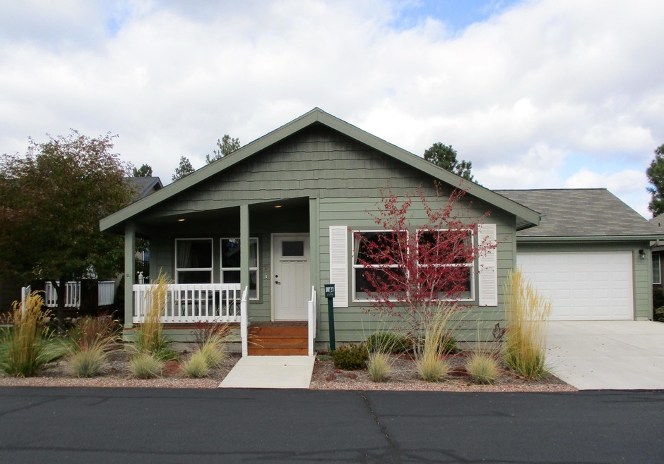 279 N. Wheeler Loop