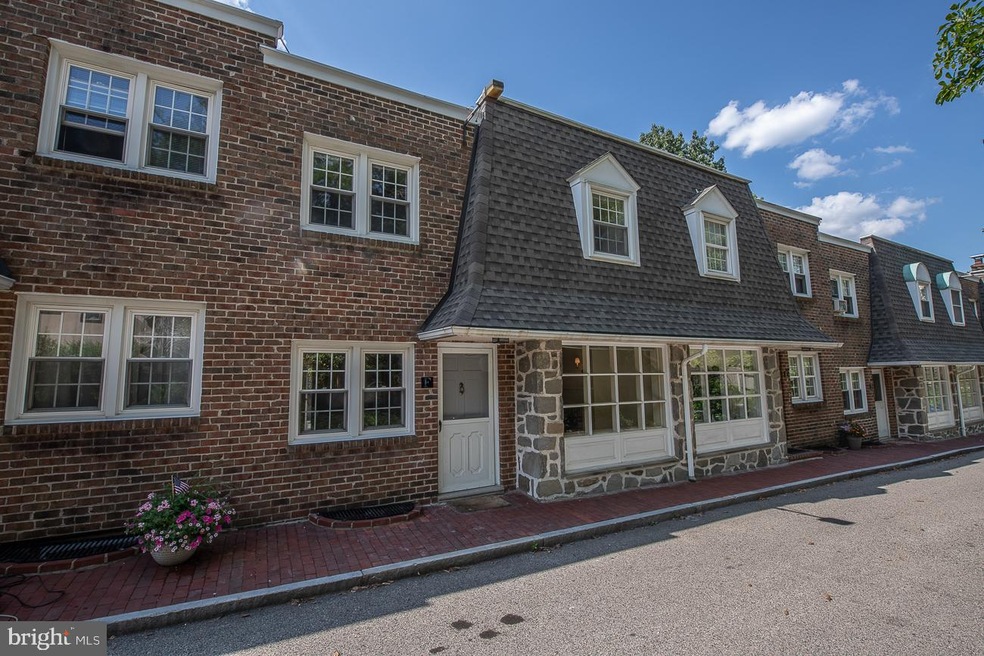 104 W Montgomery Ave unit F, Ardmore, PA 19003 - photo 1