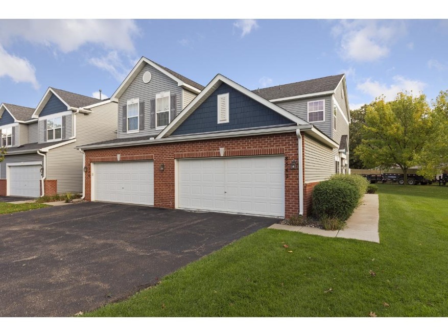 Highly desirable end-unit!