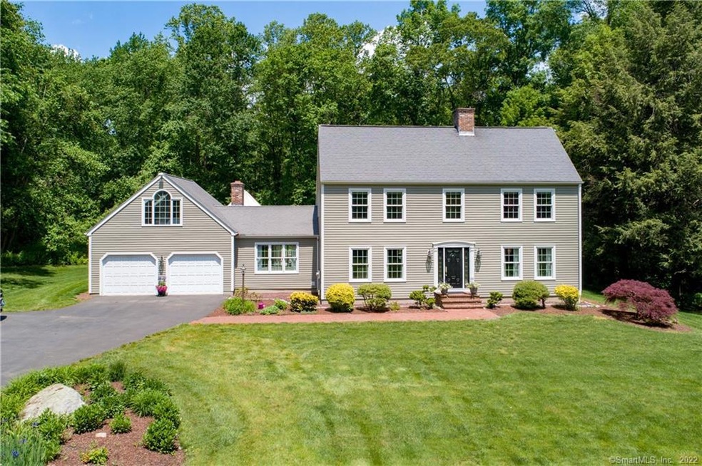 304 Hubbard Rd, Higganum, CT 06441 - photo 1