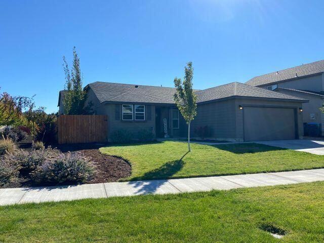 3722 SW Pumice Place, Redmond, OR 97756 - photo 1