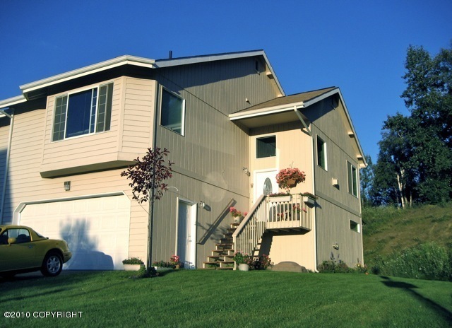 Exterior Front View