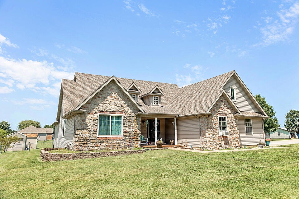 6085 W Farm Road 94, Springfield, MO 65803 | Homes.com