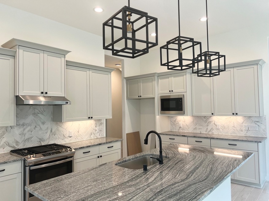 10723 Chinese Violet, Conroe, TX 77385 - photo 1