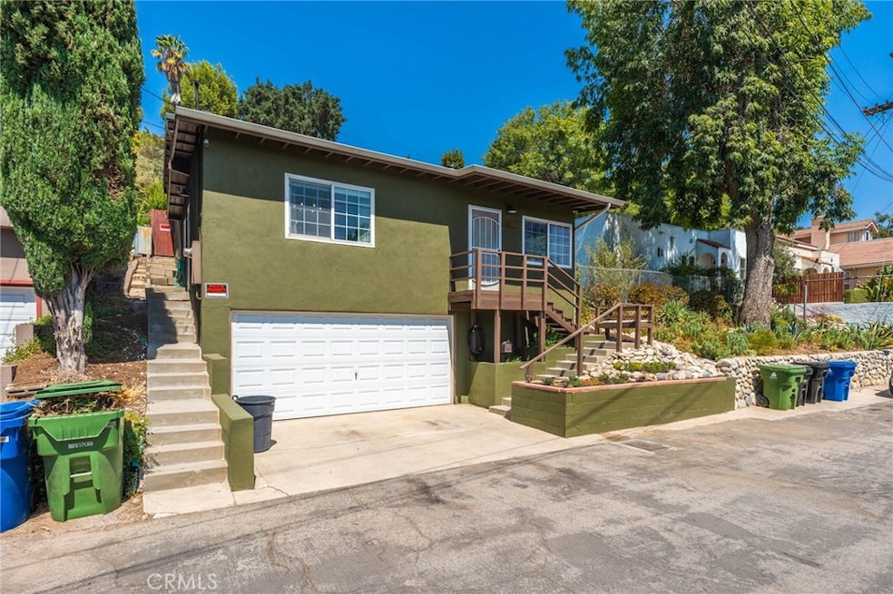 Sold $1,090,000 • Co-Listing Agent