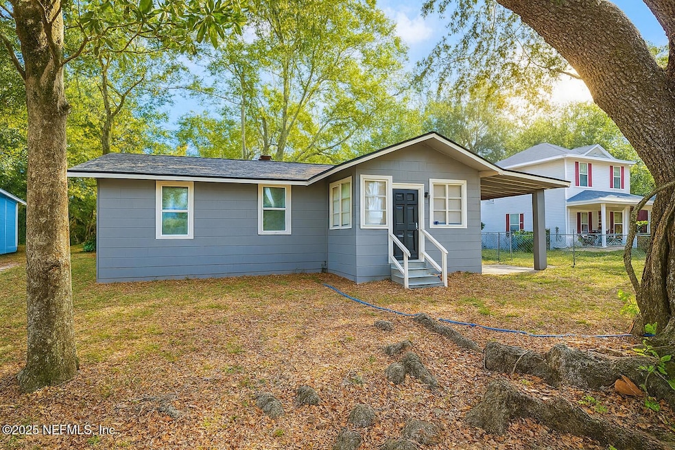 For Sale $109,000 • Co-Listing Agent