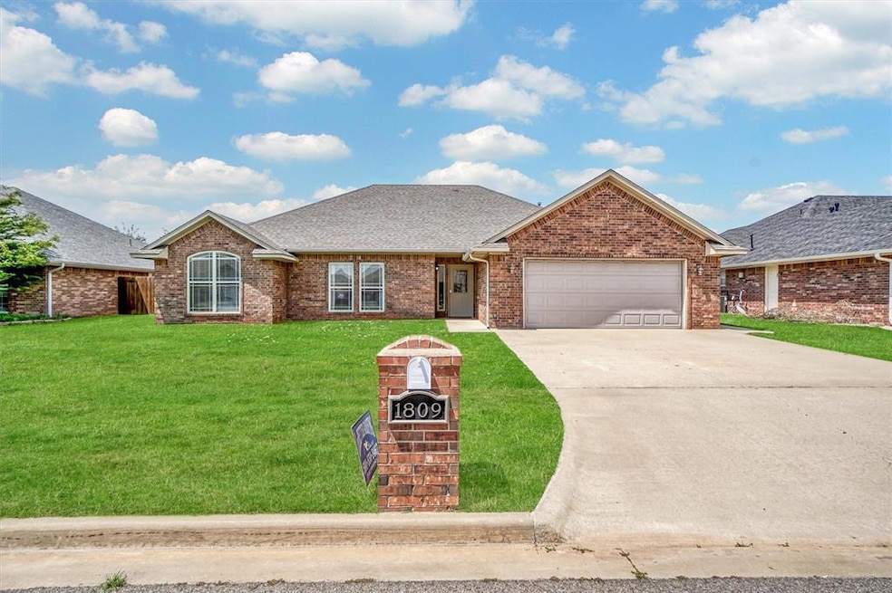 For Sale $330,000 • Co-Listing Agent