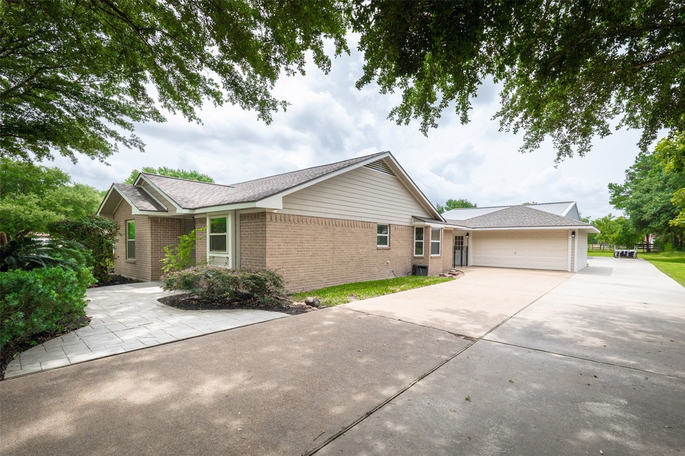 17111 Cypress Glade Dr, Cypress, TX 77429 - photo 1