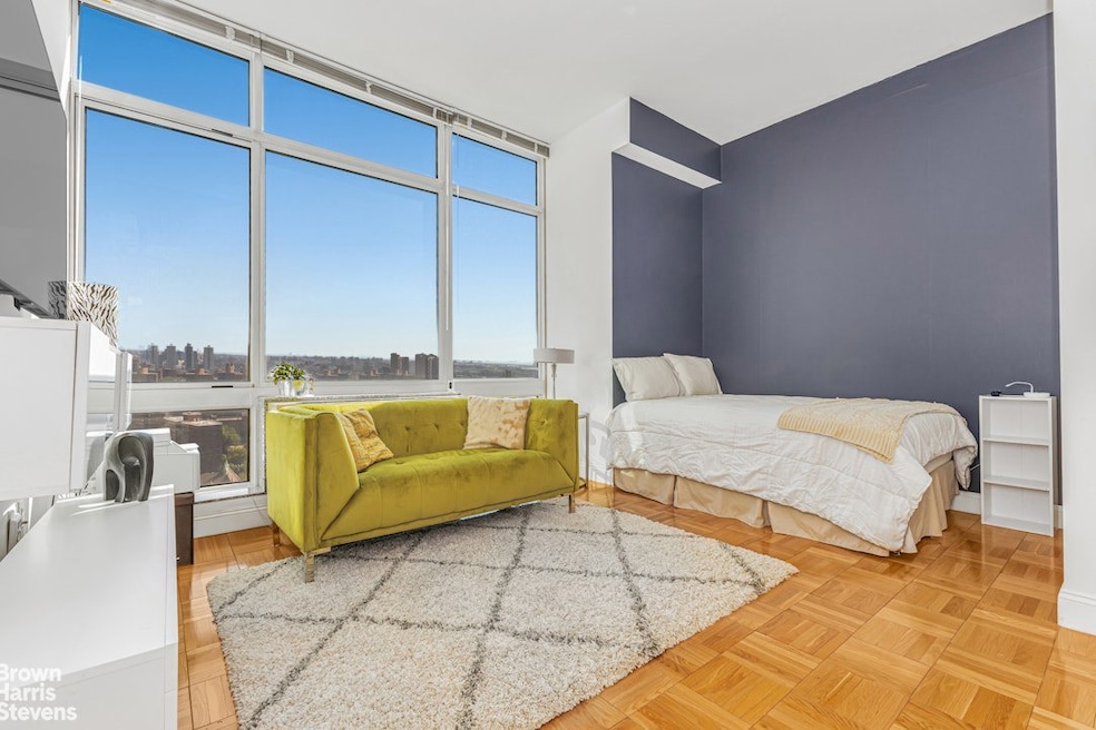 For Sale $489,000 • Co-Listing Agent