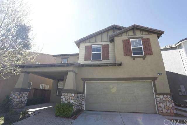 Front view with Front Patio