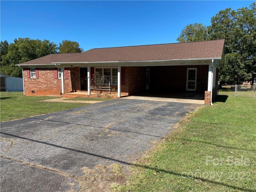 427 Nixon Rd unit 38, Statesville, NC 28625 - photo 1