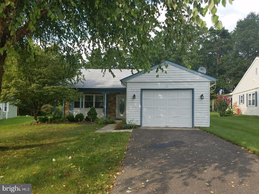 39 Gramercy Place, Southampton, NJ 08088 - photo 1