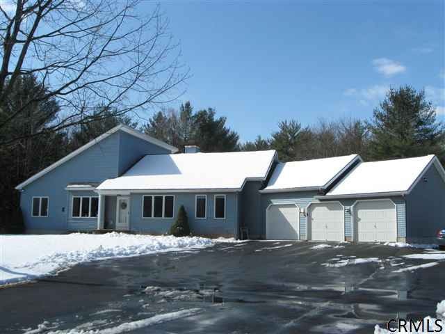 691 Eastline Rd, Ballston Spa, NY 12020 - photo 1