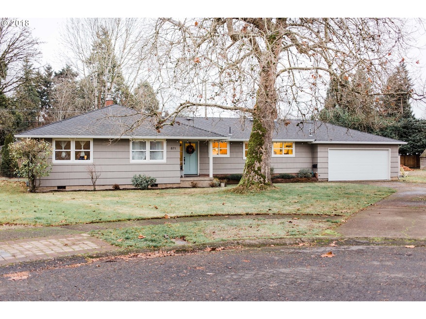 871 Classic Place, Eugene, OR 97401 - photo 1