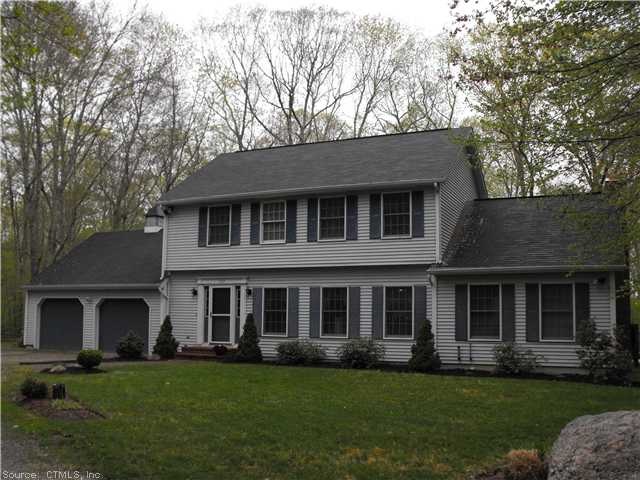 559 Pumpkin Hill Rd, Ledyard, CT 06339 - photo 1