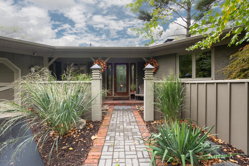 8751 Cascade-5