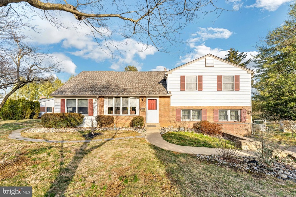 1602 Buttonwood Rd, Flourtown, PA 19031 - photo 1