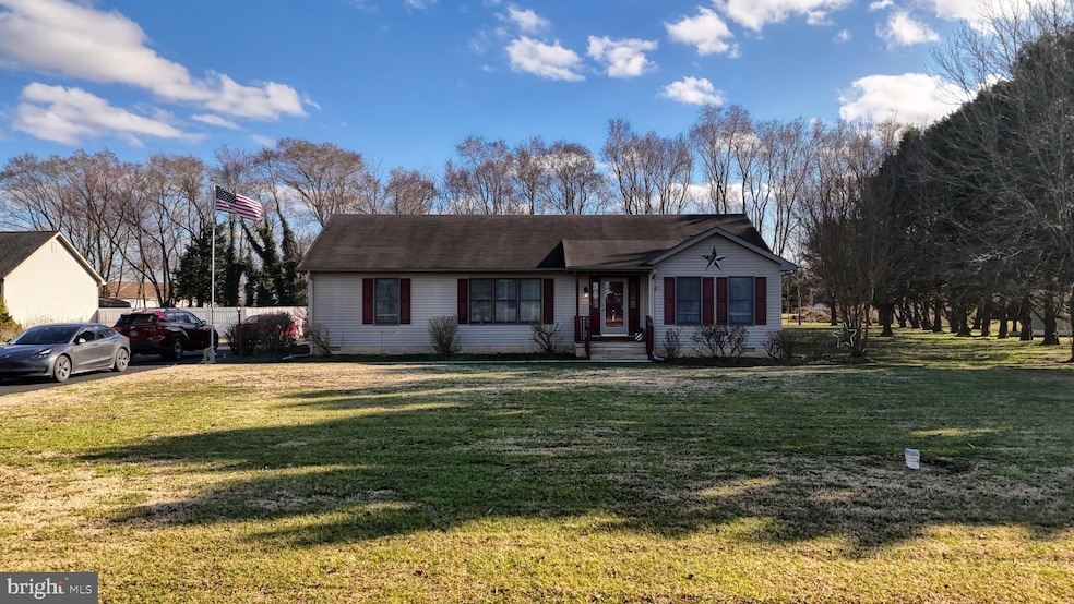 4212 Horseshoe Rd, Seaford, DE 19973 - photo 1