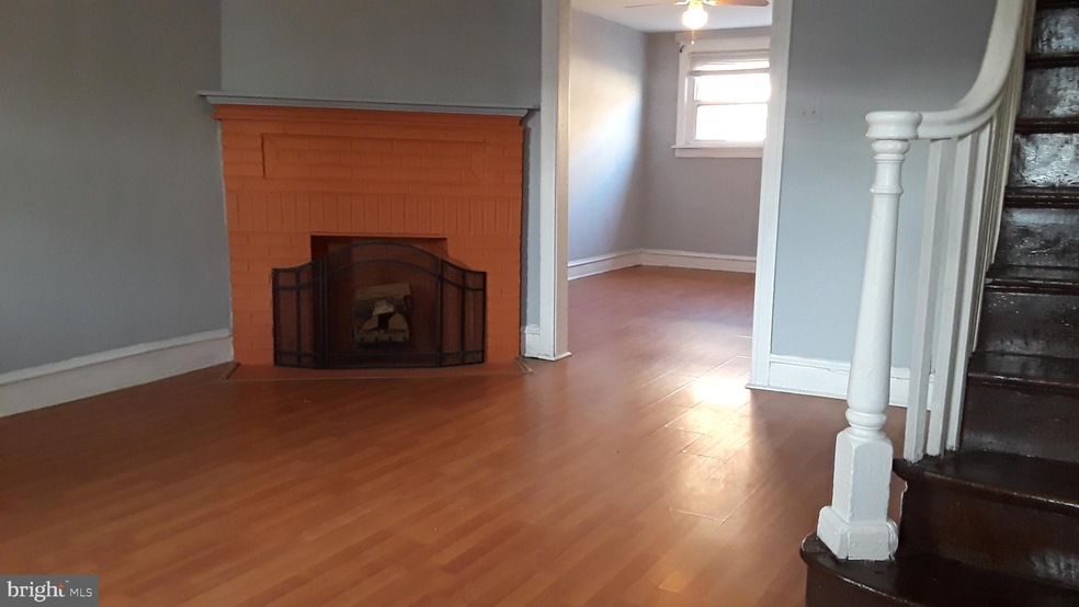 7027 Clover Ln, Upper Darby, PA 19082 - photo 1